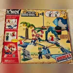 2013 Super Mario Bros.2 Kinex Beach Building Set